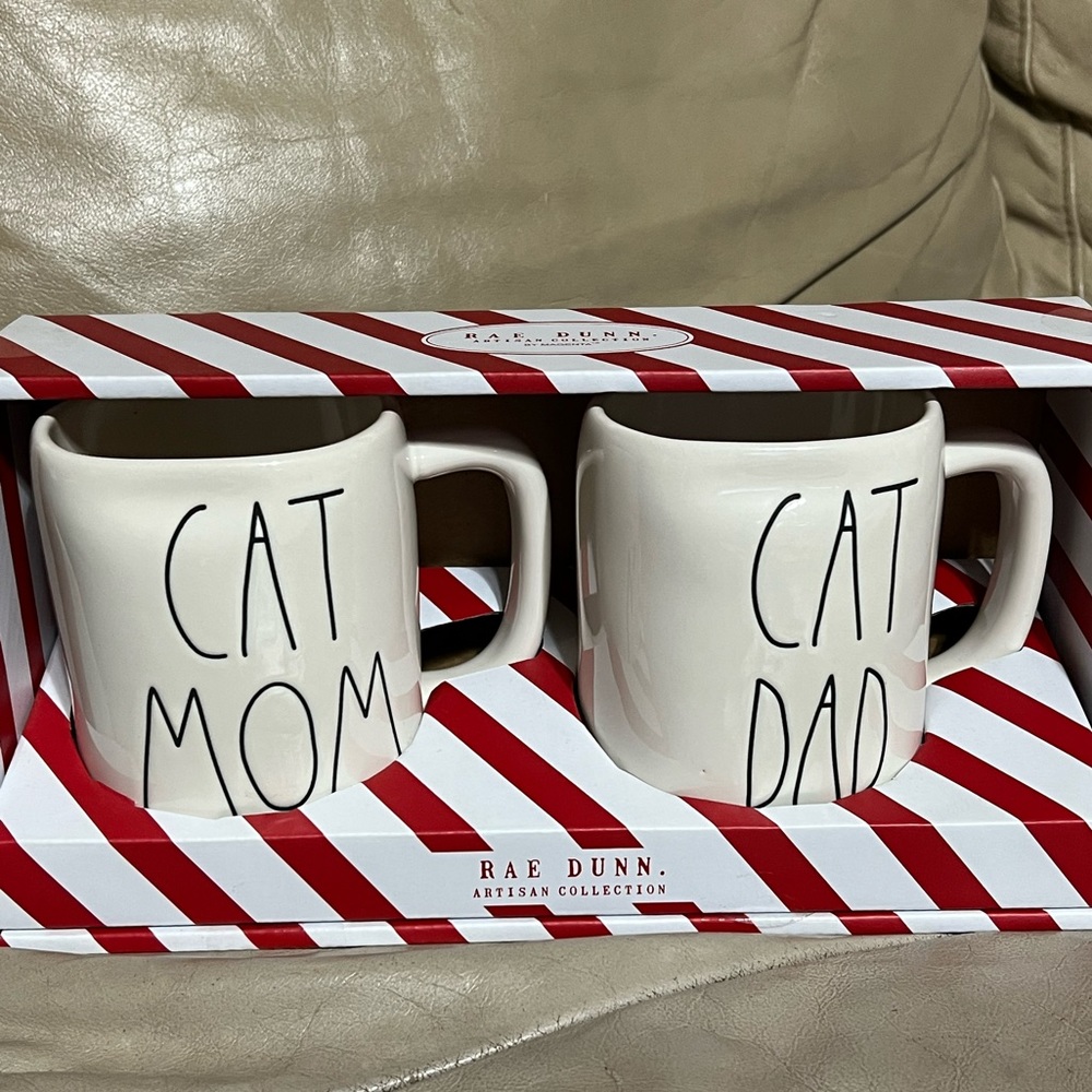 ❌SOLD!!!!❌Rae Dunn Cat Mom and Cat Dad matching set *BRAND NEW*